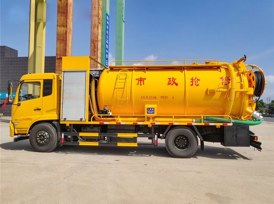 東風天錦15方清洗吸污車帶副發